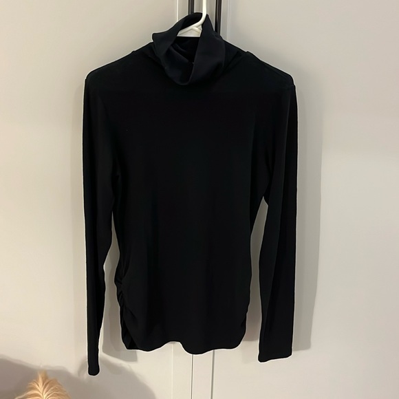 BNWOT Black - Michael Stars Turtleneck size L - Picture 2 of 7
